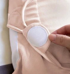 Хлопковая пеленальная система BabyJem Swaddle Salmon (74x48 см), 1 шт. купить в Кишиневе. Фото 2