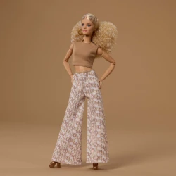 Păpușă de colecție Barbie Basics, Culori neutre 06, 32 cm cumpăra în Chișinau. Foto 7