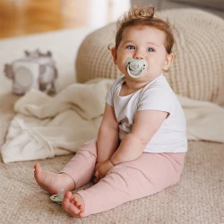 Пустышка анатомическая из силикона BabyOno Night & Day Green & White (6-18 мес.), 2 шт. купить в Кишиневе. Фото 3