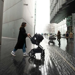 Scoica auto 40-75 cm (i-Size) Isofix Nuna PIPA URBN Caviar cumpăra în Chișinau. Foto 12
