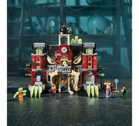 Конструктор Lego Hidden Side "Школа с привидениями Ньюбери" (1474 дет.) купить в Кишиневе. Фото 9