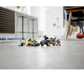 Constructor Lego Super Heroes "Batman vs. Joker: Batmobile Chase" (136 el.) cumpăra în Chișinau. Foto 3