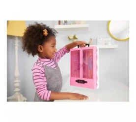 Set Barbie "Dulap-valiză pentru haine cu o păpușă" cumpăra în Chișinau. Foto 13